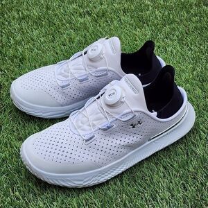 UNDER ARMOUR SLIPSPEED - Womens Slip On - SIZE 7